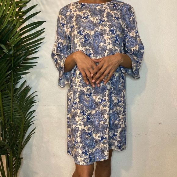 By H&amp;M Blue And Beige Printed Dress - Picture 2 of 10